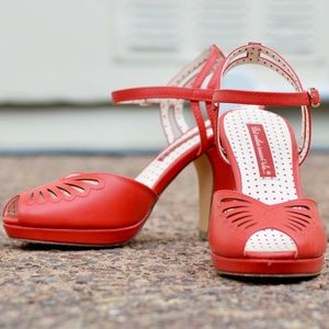 BAIT footwear Lorraine red heels